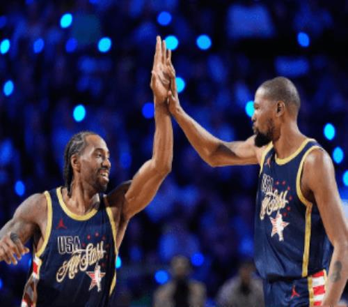 小卡全明星12分鐘爆砍31分文班2場(chǎng)空砍33分世界隊(duì)遭淘汰