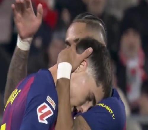 12！巴薩雙線2連?。何骷自饽孓D(zhuǎn)+差榜首2分，主場(chǎng)不勝皇馬或丟冠