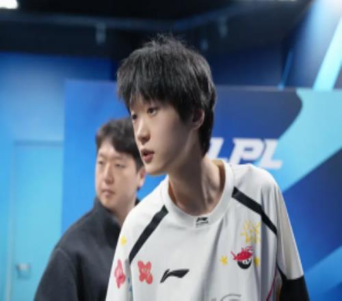 Shanks：新年快樂(lè)大家，希望大家2026年比2025年更好