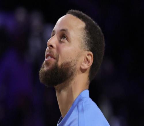 庫(kù)里否認(rèn)退役傳聞：我覺(jué)得那一天不會(huì)很快到來(lái)