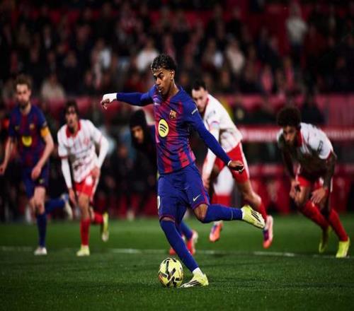 12！亞馬爾錯(cuò)失點(diǎn)球+單刀，巴薩爆冷苦吞2連敗，皇馬奪回榜首