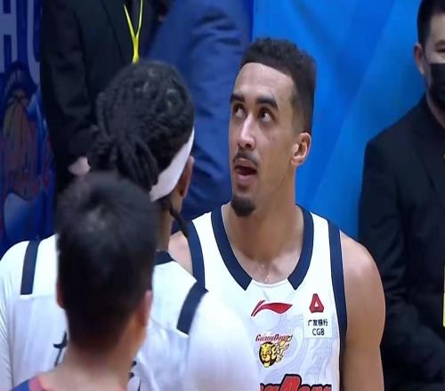 確認(rèn)了！廣東隊(duì)留下薩林杰真實(shí)原因曝光，朱芳雨有望押寶沈梓捷