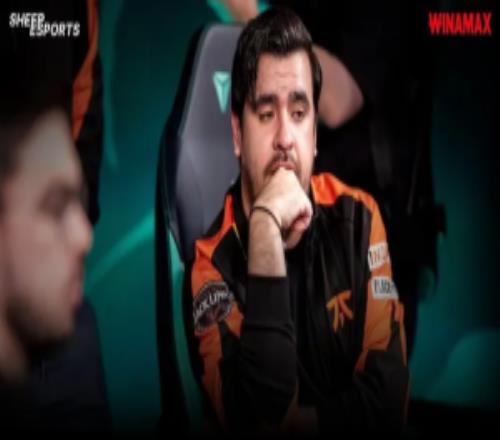 經(jīng)典FNC宮斗大戲！FNC主教練采訪談對管理層不滿：這和當初給我的承諾不同