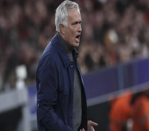 穆帥：維尼修斯跟我說(shuō)一套，普雷斯蒂安尼又說(shuō)另一套