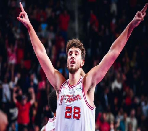 場均21+9+6+1！美媒力挺火箭隊申京：23歲兩入全明星，他才剛起步