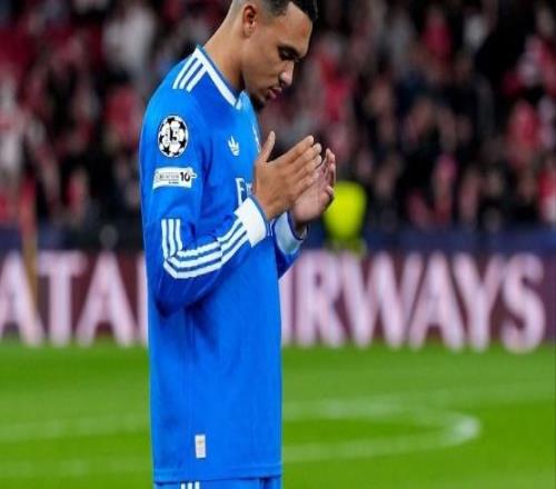 姆巴佩屢失良機，維尼修斯世界波+罷賽抗議，皇馬10復仇本菲卡