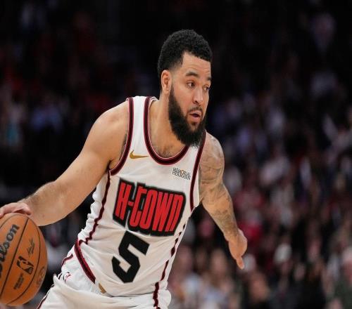 不愿轉(zhuǎn)正戴維森火箭隊(duì)5控衛(wèi)人滿為患！唯一名額，或改簽新中鋒