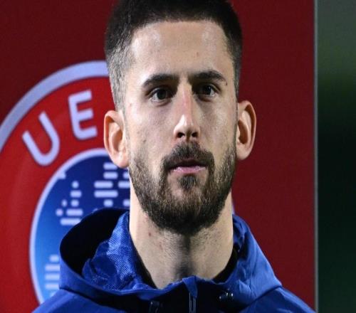 羅馬諾：維卡里奧仍是國米今夏引進(jìn)新門將的首選