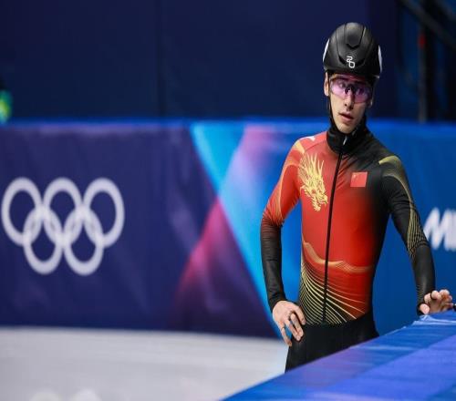 體壇聯(lián)播阿森納遭狼隊補(bǔ)時絕平，歐文宣布賽季報銷