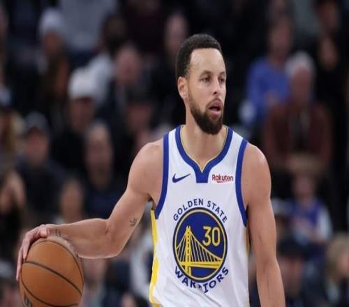 一夜3大消息！2人賽季提前報銷，庫里傷情更新，騎士迎最強(qiáng)陣容