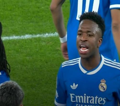 反轉！維尼修斯先侮辱對手！他罵普雷斯蒂亞尼“懦夫”！