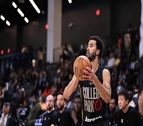 老鷹轉正了前魔術鋒線新星，但他在本賽季的表現其實非常一般