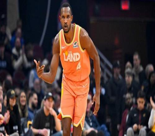 沖6連勝騎士2員大將復出，哈登喂餅擊穿籃網內線，米神對飚波特