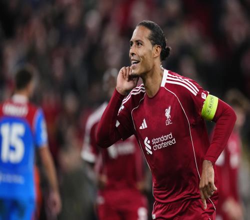 阿邦拉霍評(píng)述英超最佳中衛(wèi)：特里、費(fèi)迪南德與孔帕尼超越范戴克_英超直播