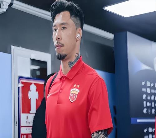 申花中衛位置在本賽季開踢后，將有望迎來久違強援復出，值得期待