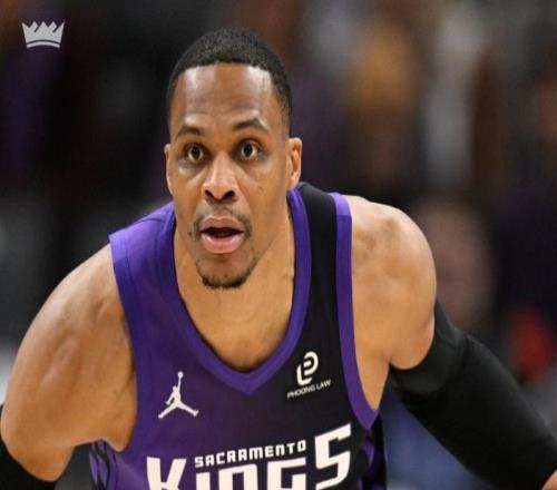 15連敗創(chuàng)隊史紀錄！拉文小薩報銷國王狂輸魔術(shù)37分班凱羅30+5+6