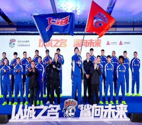 大手筆引援卻不給機(jī)會(huì)！上海國手慘遭盧偉雪藏，第一階段只打7場