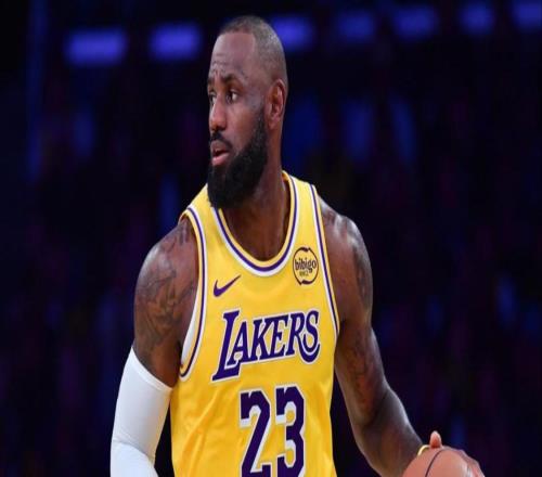 皮爾斯：詹姆斯現(xiàn)役獨一檔！杜蘭特現(xiàn)役第二！