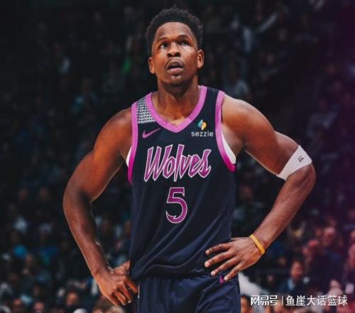 拒爆冷！華子40+6全隊(duì)第二，克萊爆發(fā)太晚，戈貝爾22+17將被禁賽