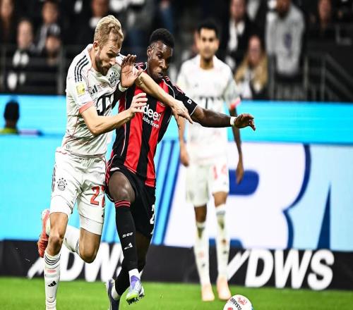 拜仁本賽季德甲22輪積57分,為隊(duì)史同期第三高