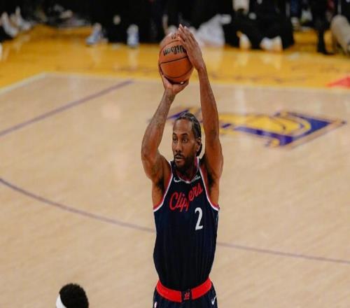 倫納德又傷！湖人險勝快船，東契奇38分11助，湖人贏球也暴露問題