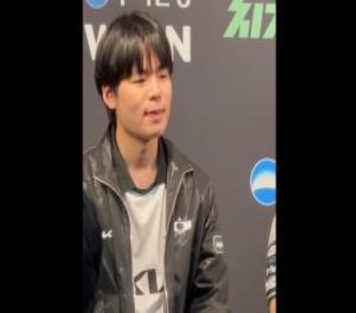 Smash：Ez前10分鐘Q準度決定中期走勢，要打T1的感覺神奇又有趣