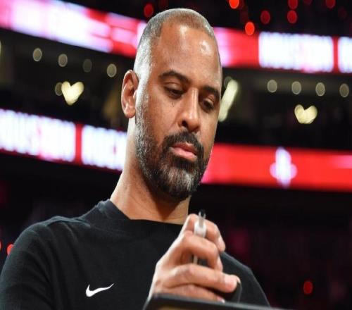 火箭106108尼克斯4壞消息!末節進攻端又啞火,電風扇+申京辣眼