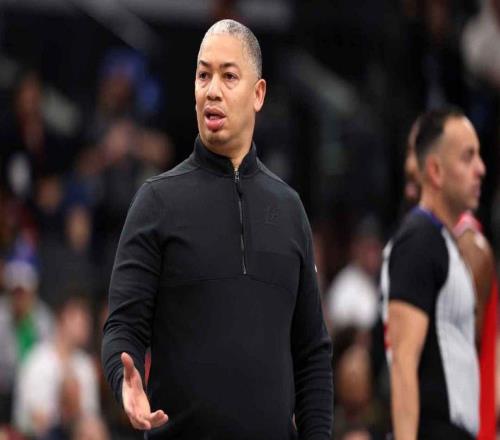 自豪,快船隊主帥泰倫盧在慘敗湖人隊后盛贊球隊雖敗猶榮