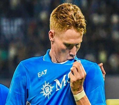 麥克托米內(nèi)回應(yīng)重返曼聯(lián)傳聞，拉爵分成愿望破滅！小麥再獲一殊榮