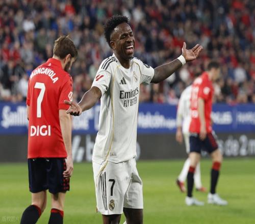 西甲最新積分戰(zhàn)報(bào)榜首一輪游皇馬剛登頂就爆冷輸球給巴薩機(jī)會