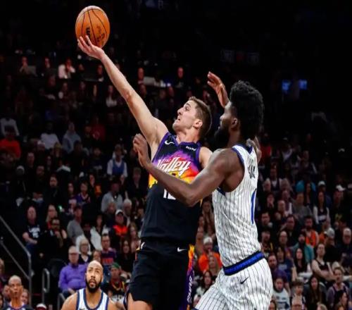 火箭舊將絕殺！太陽雙加時贏球，霸王龍34分，湖人舊將17分成奇兵