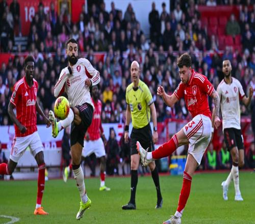 10！英超神劇情：10號補時破門被吹+又壓哨絕殺10.4億豪門3連勝