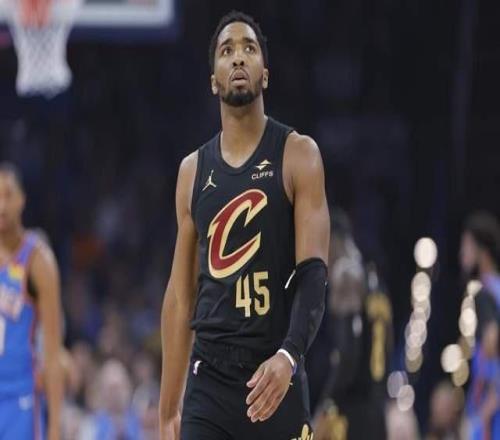 爆大冷！騎士無緣23分大逆轉(zhuǎn)：米切爾三分失準(zhǔn)，哈登20+9遭首敗