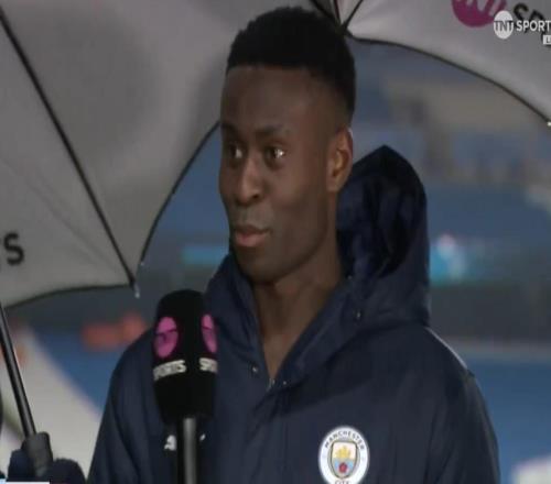 哈蘭德能否踢中衛格伊：他得留在前場，我不想被他搶走位置