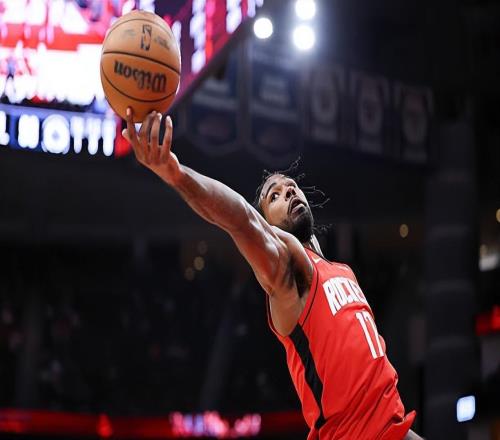 攻防兩端都很努力了，只是火箭鋒線新星的潛能還是沒有激發(fā)出來