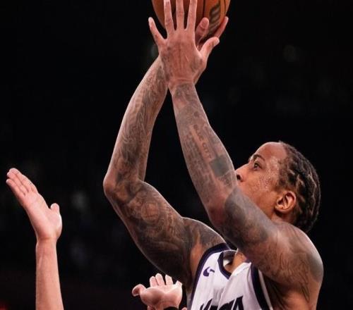 臉都不要了！16連敗刷新隊史最長連??！威少7分5失誤該說再見了