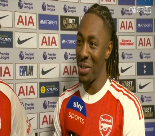 埃澤談約克雷斯的魔力前腰踢球如魚得水面對熱刺特別有干勁_英超直播