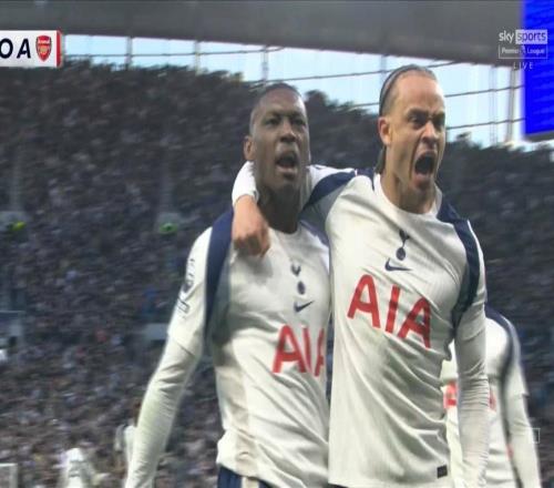 北倫敦德比破門，熱刺前鋒穆阿尼斬獲英超生涯首球