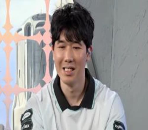 Cvmax：我們輔助Career賽中哭了，那是他積累的壓力和情緒爆發(fā)