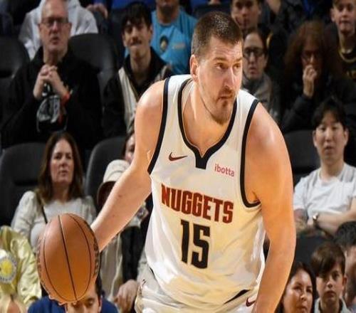 約基奇生涯第9次30+20+10！近50年其他球員總計僅6次