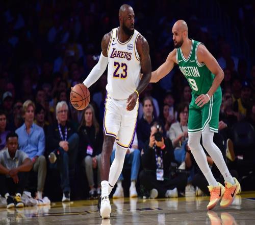 湖人89111慘敗凱爾特人，詹姆斯空創(chuàng)NBA第一神跡，布朗32+8+7