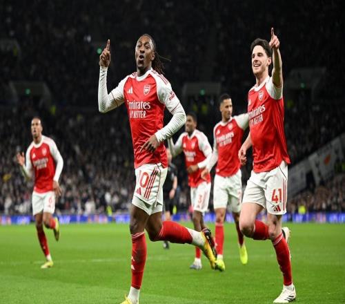 英超客戰熱刺取得四連勝，阿森納是繼曼聯之后第二隊
