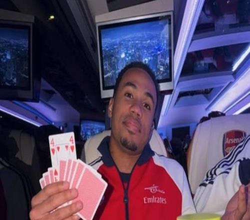 加布曬北倫敦德比全場(chǎng)最佳球員獎(jiǎng)杯，并再次標(biāo)記了里沙利松