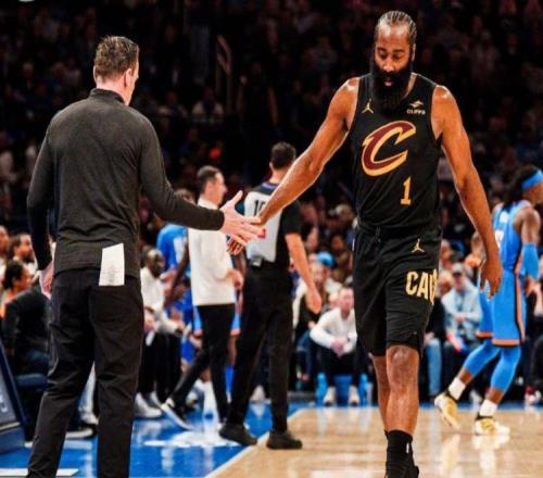 騎士兩大敗因出爐，哈登創兩紀錄！名嘴盛贊雷霆，米切爾短板明顯