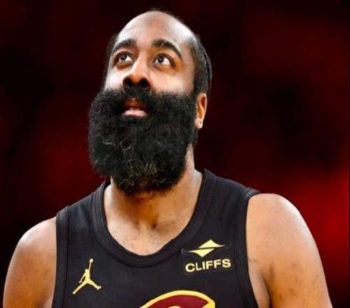 哈登神級發(fā)揮讓騎士徹底起飛，美媒狂贊他是精英級指揮官！