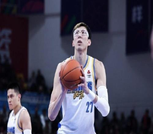 周琦：眼傷還需時間邊打邊恢復(fù)麥基加盟后五個外援各有特點(diǎn)