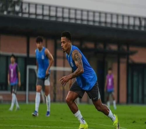 申花棄將西乙閃耀，夏窗可召回約戰泰山隊練兵蓋伊試金阿爾瓦多