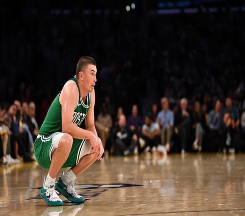 輕松打爆了湖人！凱爾特人后場大將這份合同的性價比也太高了吧