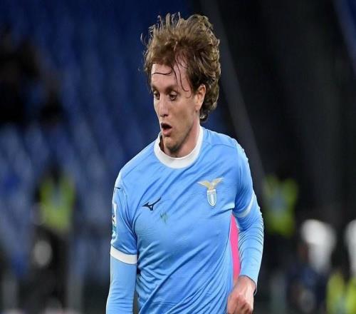 拉齊奧官方：羅韋拉成功接受右鎖骨骨折的復位和固定手術