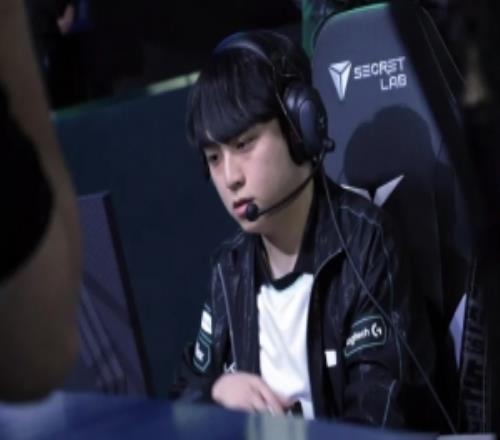 ShowMaker：只想著活就會把壓力轉移給隊友，需要承擔風險的操作